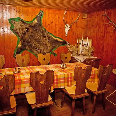 Bed & Breakfast Halaszcsarda Etterem Es Panzio *